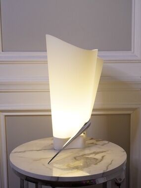 Vintage Unique Modern Design 1980's Table Lamp